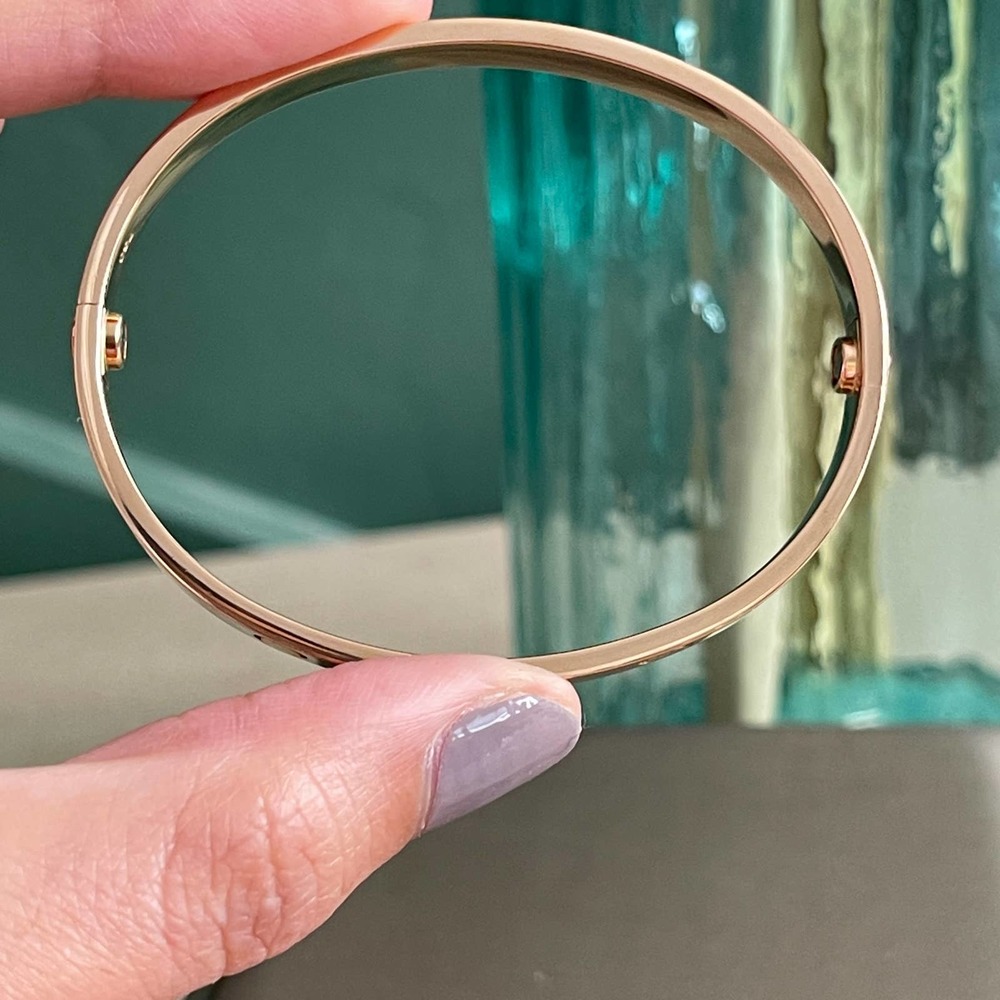 ❌SOLD❌Cartier LOVE Bracelet Rose Gold 17 Regular New Screw System - Picture 6 of 13